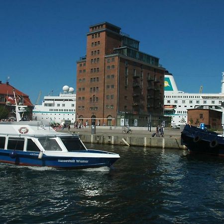 Am Hafen - Ohlerichspeicher Вісмар Екстер'єр фото